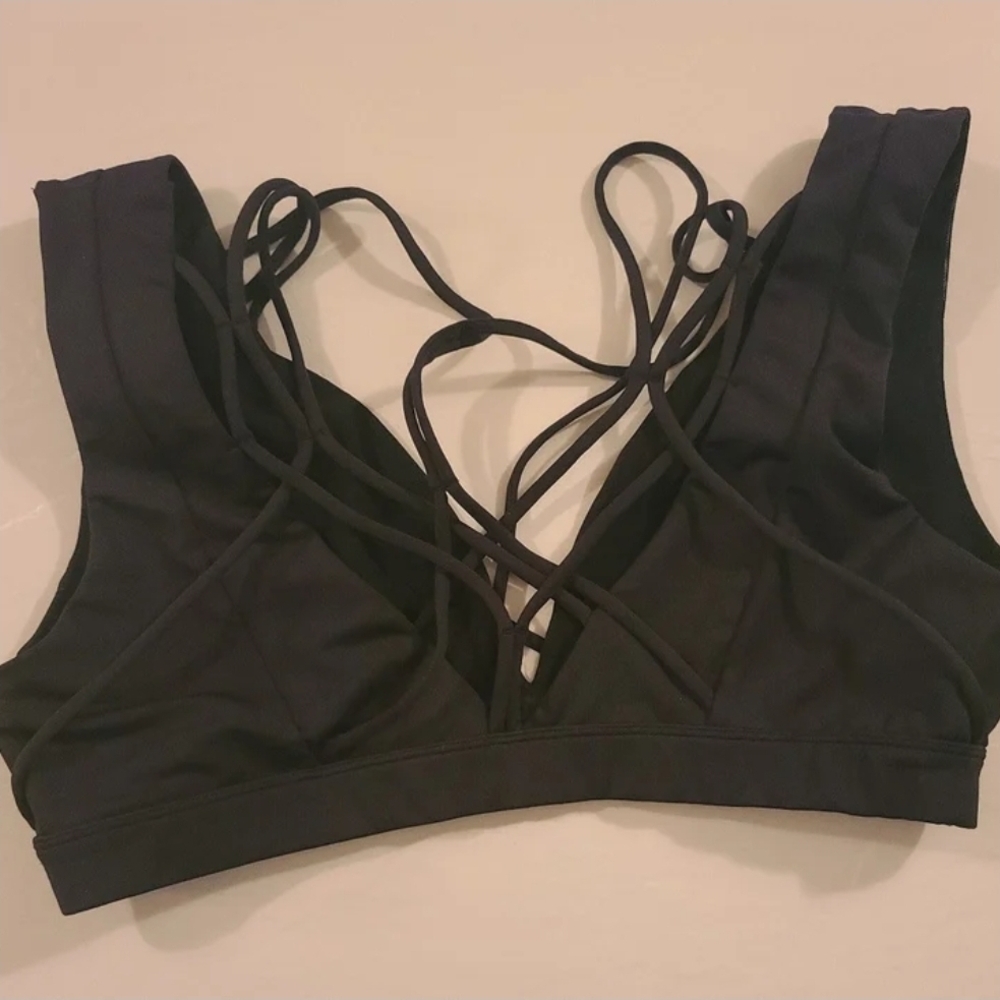 Carbon38 Black Cable Deep V Strappy  Sports Bra - Picture 4 of 8